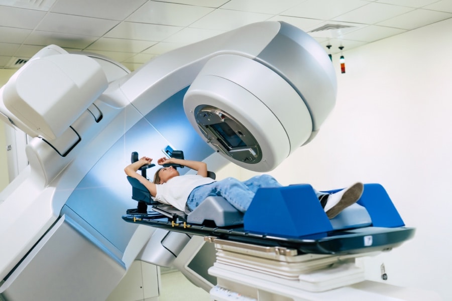 Imagen de un CyberKnife utilizado para radioterapia